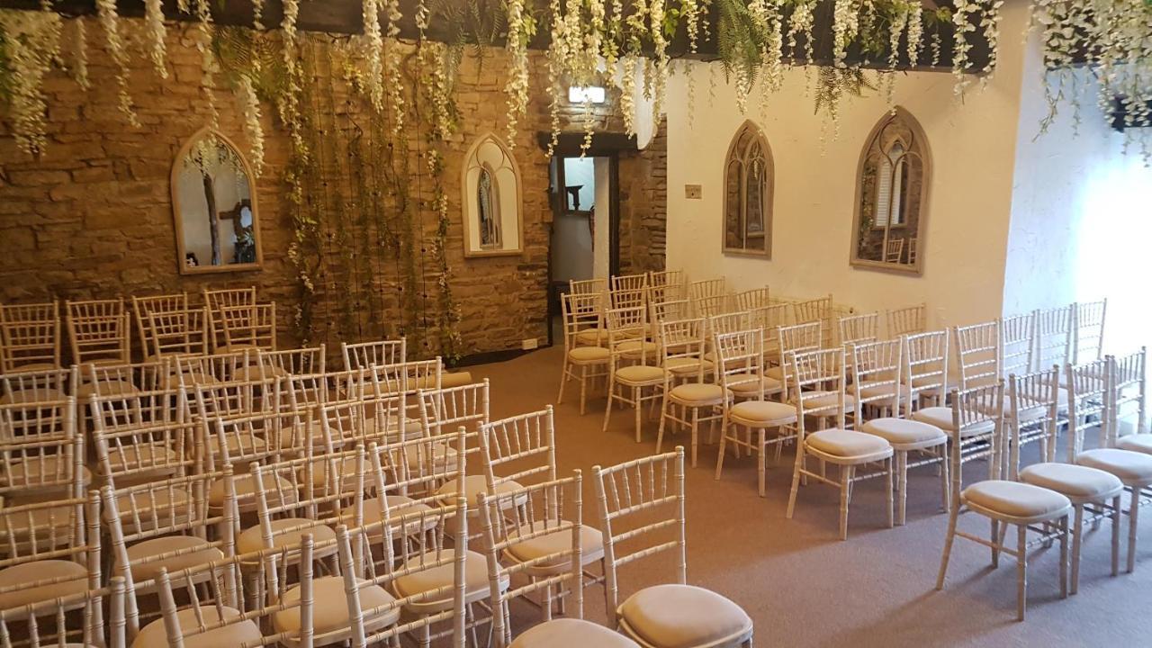 Grains Bar Hotel Oldham Bagian luar foto