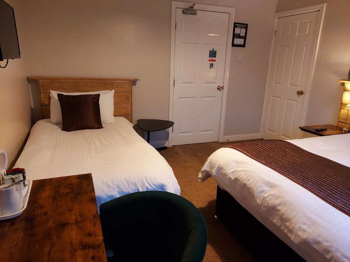 Grains Bar Hotel Oldham Bagian luar foto