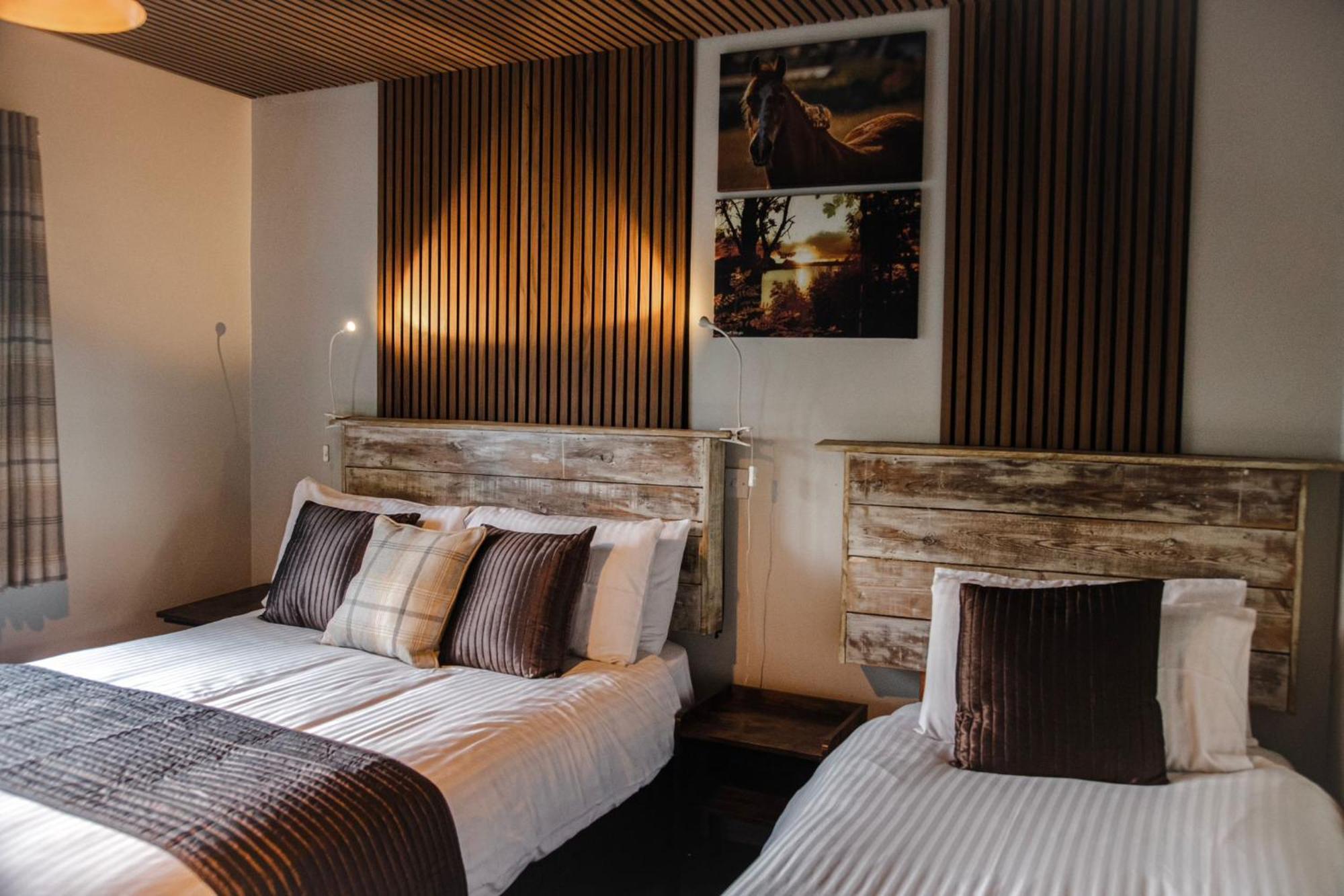 Grains Bar Hotel Oldham Bagian luar foto